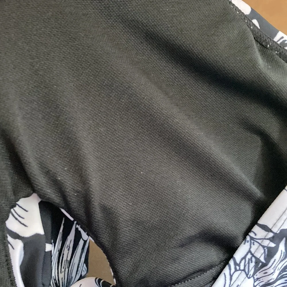 Time and Tru swim top M - Picture 4 of 5
